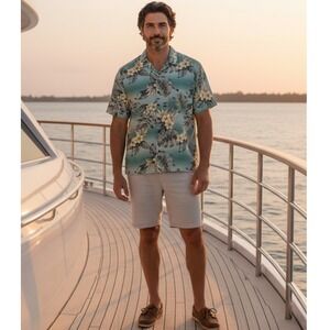 Silk Hawaiian Short Sleeve‎ Shirt L Bermuda Bay Tropical Cruise Resort Vacation